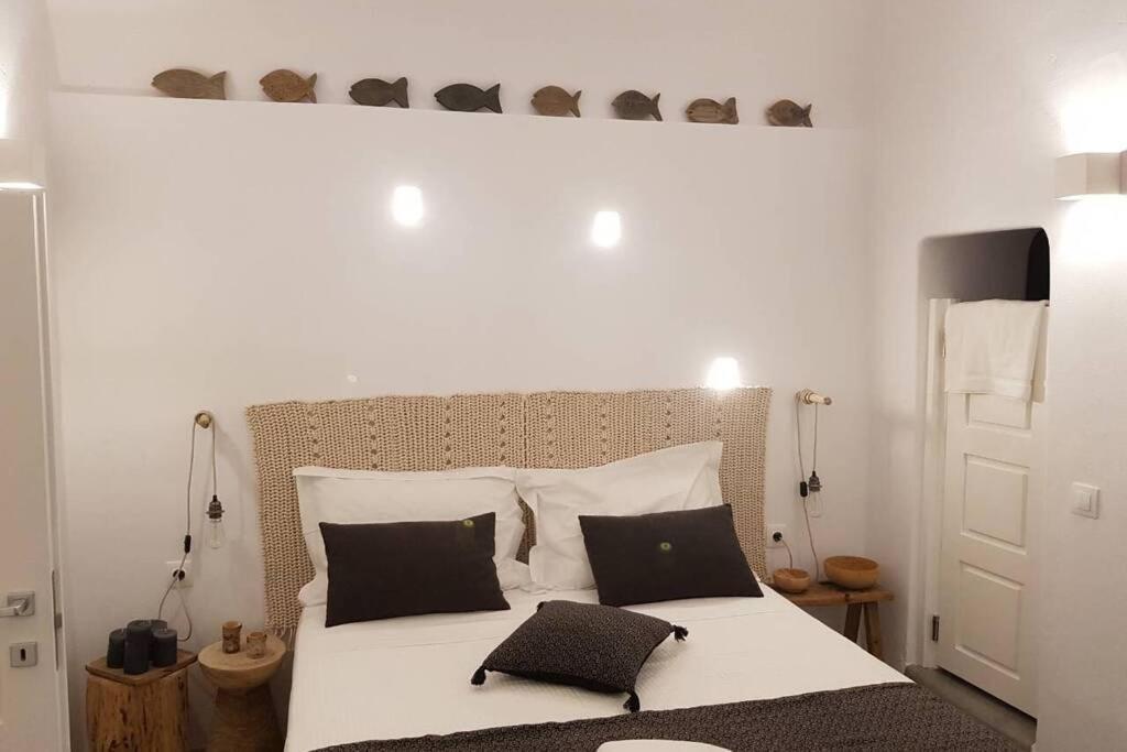 Santorini Folia Cave House With Jacuzzi Villa Pýrgos Eksteriør billede
